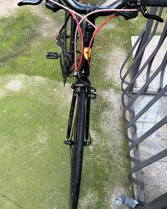 bici da corsa ferrari