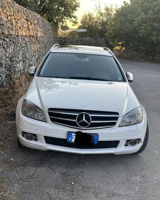 Auto Mercedes classe c220