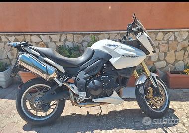 Triumph Tiger 1050 