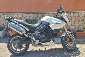 Triumph Tiger 1050 