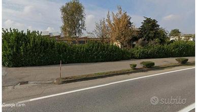 Immobile in asta di 2150 m² con 3 locali a Casalma