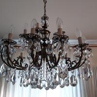 Grande lampadario con pendenti cristallo