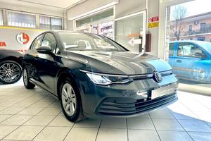 VOLKSWAGEN Golf 1.0 eTSI EVO DSG Life