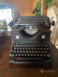 Macchina da scrivere