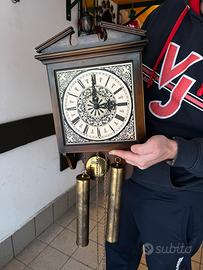 Orologio da Muro con Pendoli da sistemare