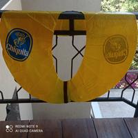Ciambella gigante banana Chiquita pubblicitaria