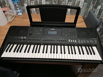 Tastiera Yamaha psr-e453 
