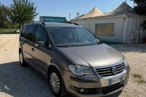 Touran 1.6 GPL