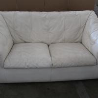 DIVANO PELLE BIANCO 2 POSTI  USATO