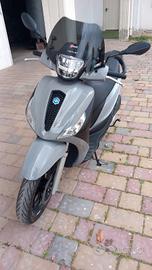 Piaggio Medley 125