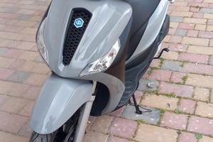 Piaggio Medley 125