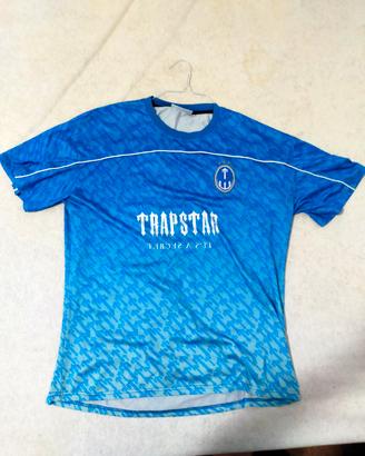 maglia trapstar azzurra n.22