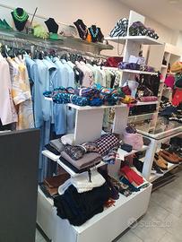 stock scaffalatura negozio 