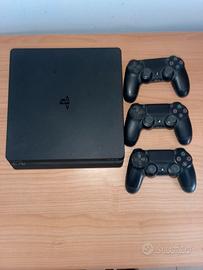 Ps4 1Tb+3 controller+4 giochi