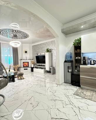 Villetta a schiera di 250 m² con più di 5 locali e