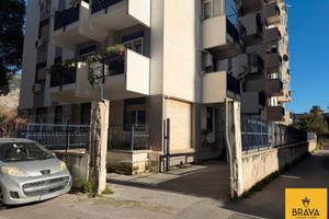 Magazzino ideale come box in Via Villa Rosato