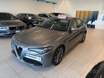 Alfa Romeo Giulia SUPER 2.2 Turbodiesel 180 CV 6mt