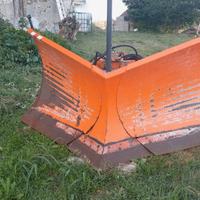 Lama sgombraneve a vomero