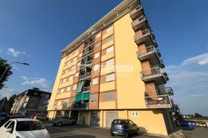 Appartamento ristrutturato con doppia esposizion