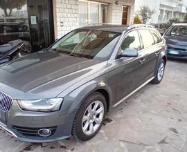 Audi A4 allroad 3.0 V6 TDI 245 CV S tronic Busines