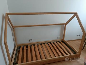 Letto a casetta in stile Montessori 