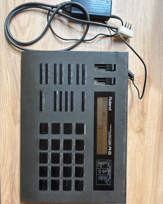 Roland R8