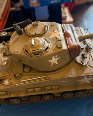 Modellino carro armato Sherman M4A scala 1/16