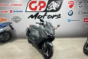 Yamaha T Max 560 ABS NUOVO KM0 PACK MANUTENZIONE