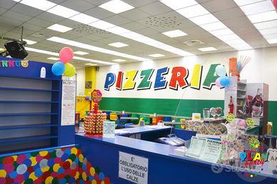 Parco giochi per bambini e immobile