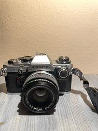 Macchina fotografica a rullino OM10