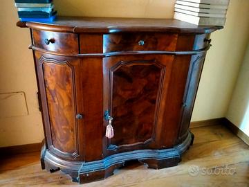 mobiletto antico 