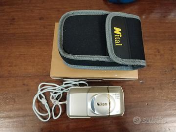 Macchina fotografica NIKON LITE-TOUCH Zoom 130 ED