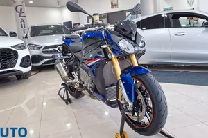 Bmw S 1000 R AKRAPOVIC 11.172 KM PERMUTO