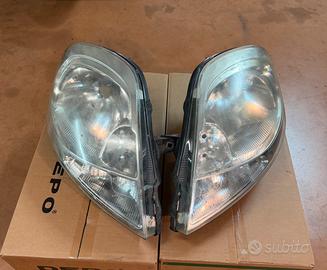 FARI FANALI RENAULT TRAFIC OPEL VIVARO PRiMASTAR