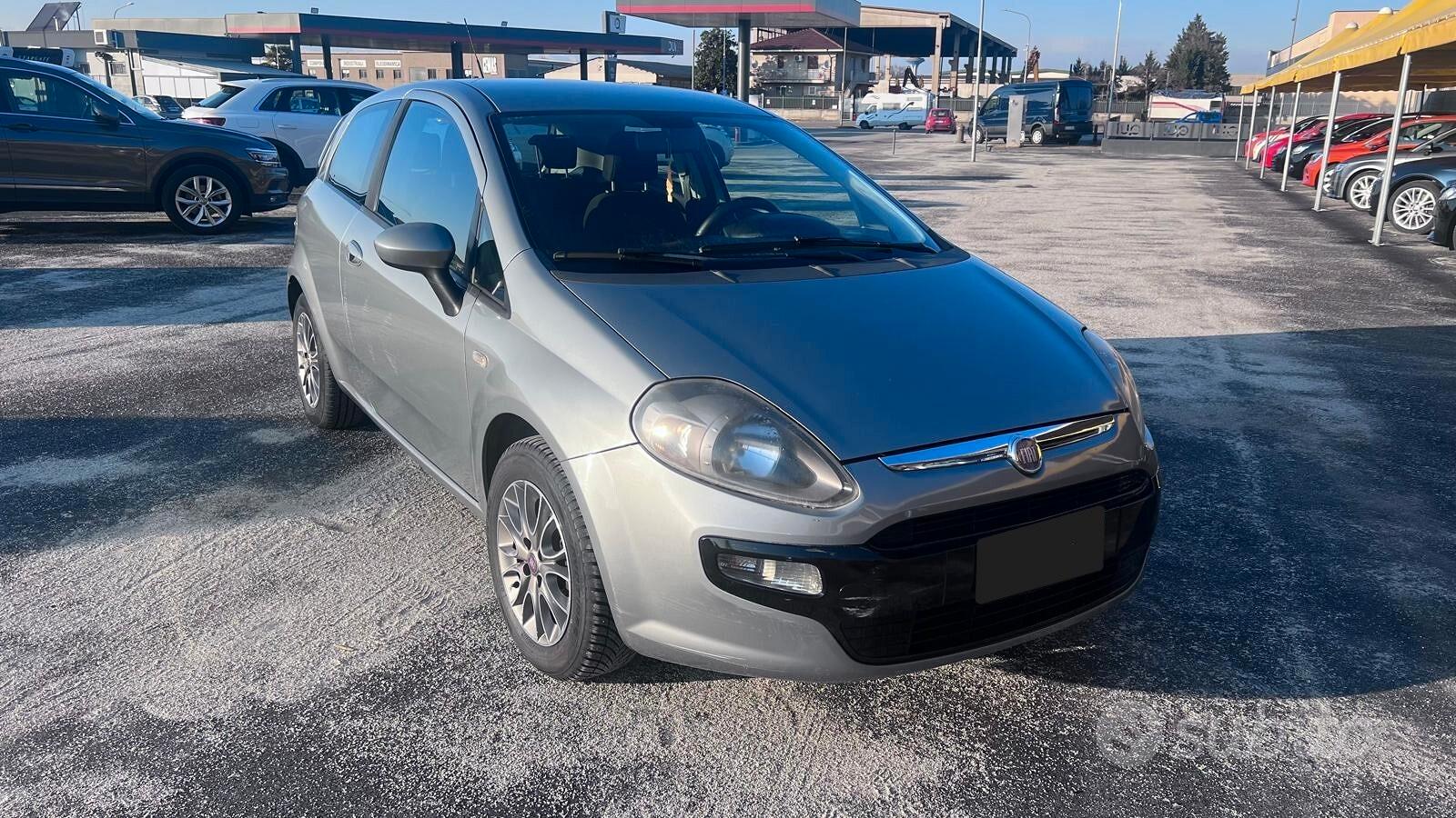 Fiat Punto Evo 2011 photo 3