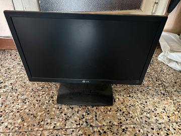 Monitor piatto LG 21 pollici