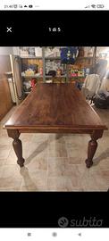Tavolo in legno