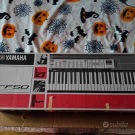 tastiera musicale Yamaha par f50