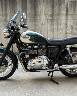 TRIUMPH  BONNEVILLE T100 anno 2009