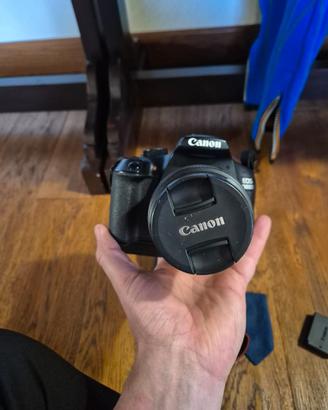 Canon eos 1300D