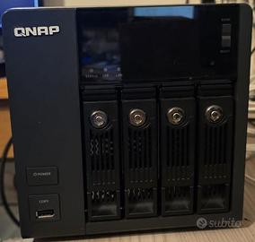 QNAP TS-470 PRO  4 bay con 14 TB