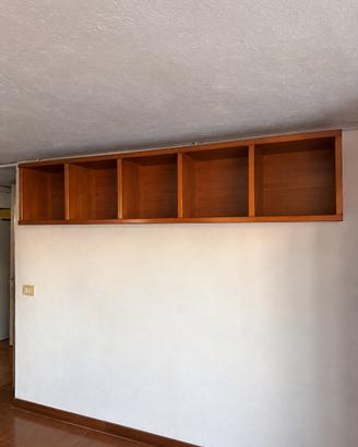 Libreria / mensola in legno
