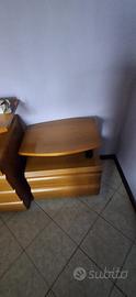 2 comodini piu 1 cassettiera