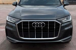 AUDI Q7 SLINE