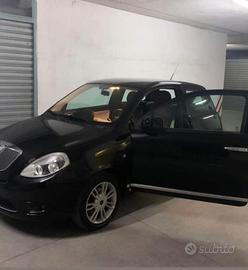Lancia Y 1.3 75cv anno 2011
