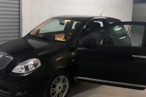 Lancia Y 1.3 75cv anno 2011
