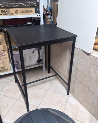 2 tavoli neri alti 70x70h90