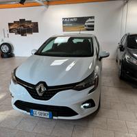 Renault Clio FULL HYBRID E-TECH INITIAL PARIS