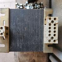 TRASFORMATORE PER POTENTI AMPLIFICATORI LINEARI