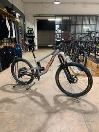 SANTA CRUZ NOMAD GISPY (USATA) TAGLIA (L)